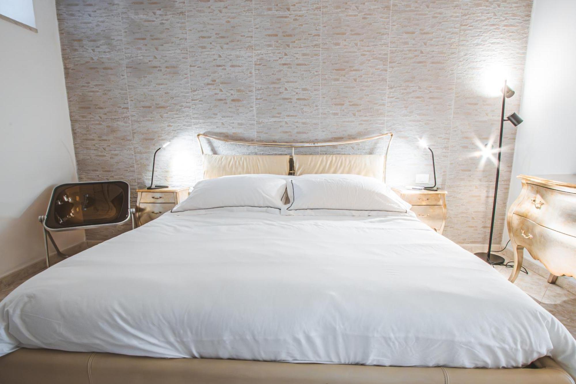Favolhouse Apartment บารี ภายนอก รูปภาพ