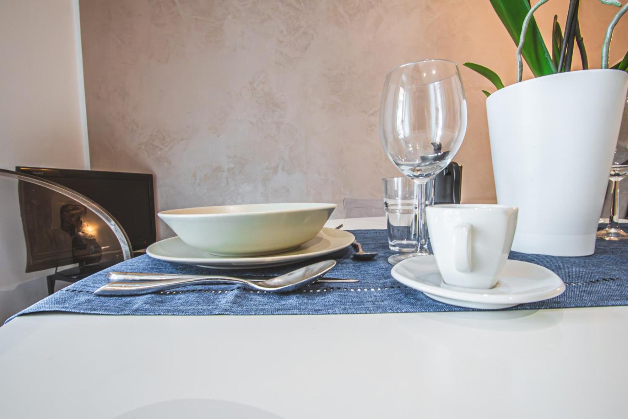 Favolhouse Apartment บารี ภายนอก รูปภาพ